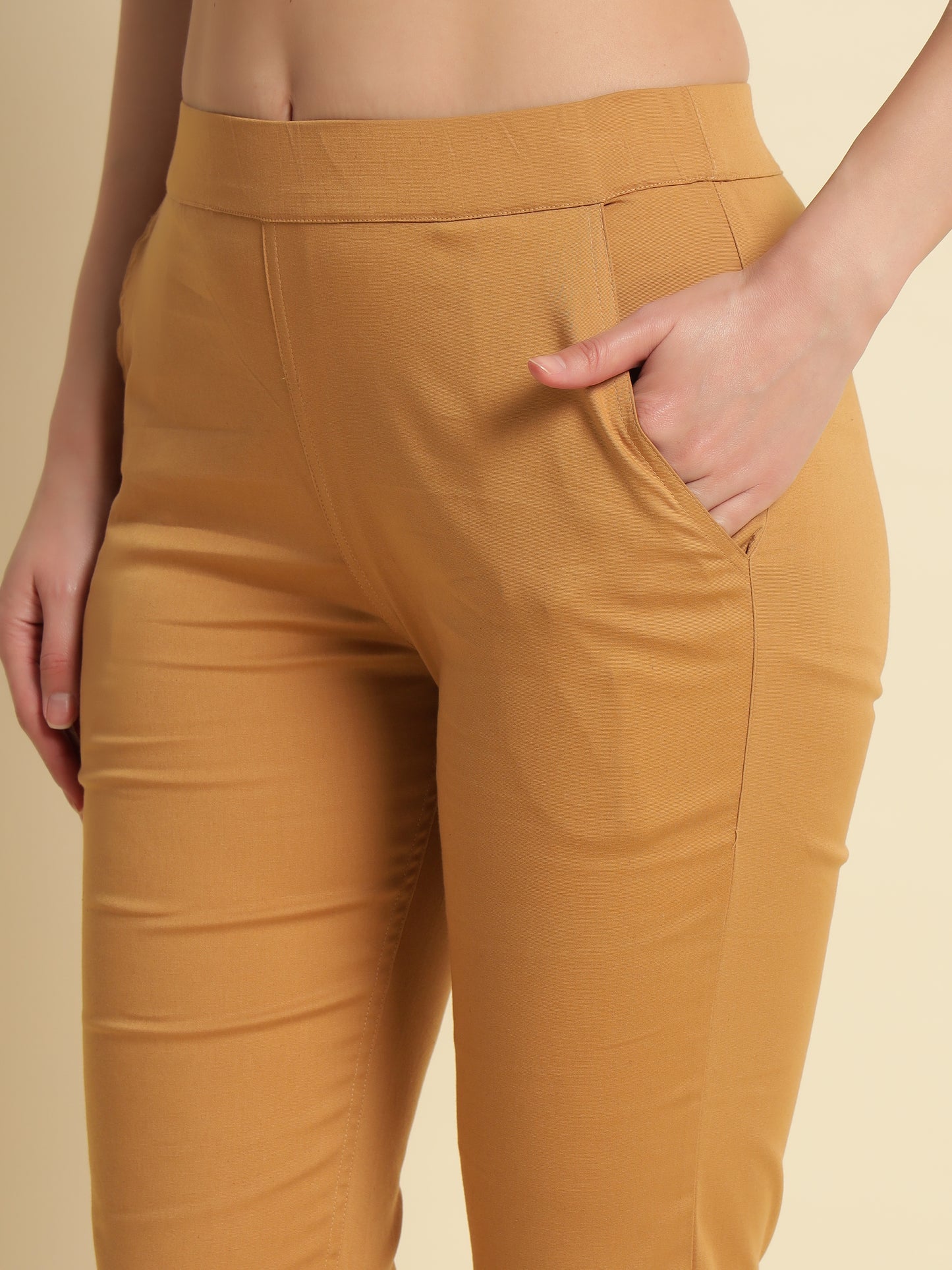 Skin Cotton Lycra Capri