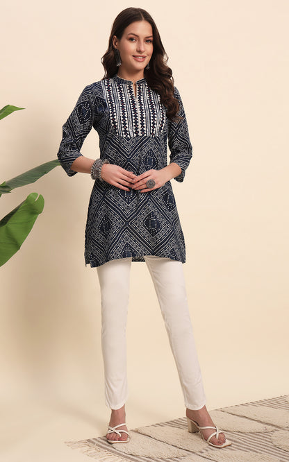 Offwhite Cotton Lycra Pants