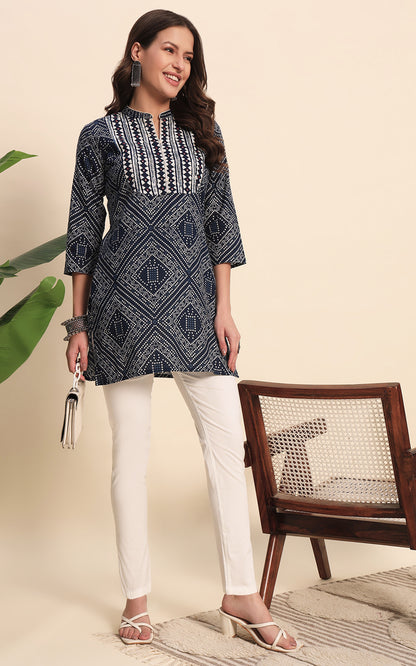 Offwhite Cotton Lycra Pants