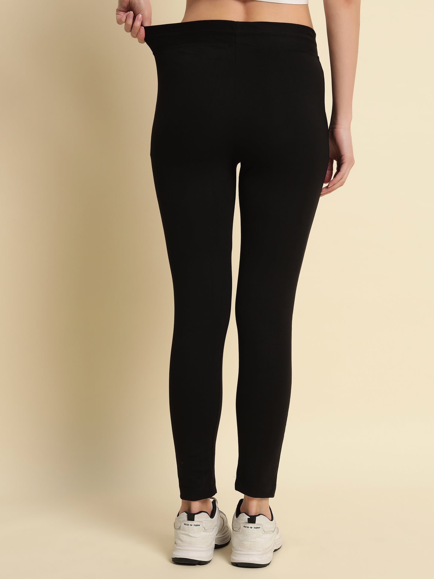 Black 4-Way Stretchable Pant