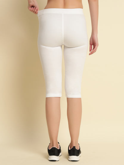 WHITE COTTON LYCRA CAPRI
