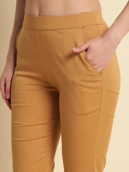 Skin Cotton Lycra Capri